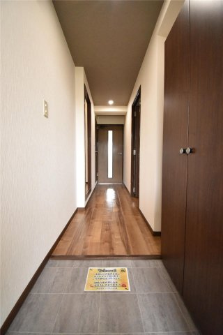 ＮＳハイツの玄関