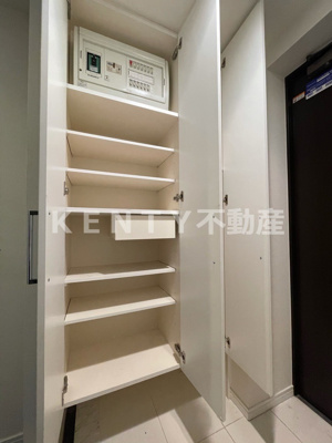 【玄関】 | レジディア千鳥町 | シンプルで使いやすい玄関です