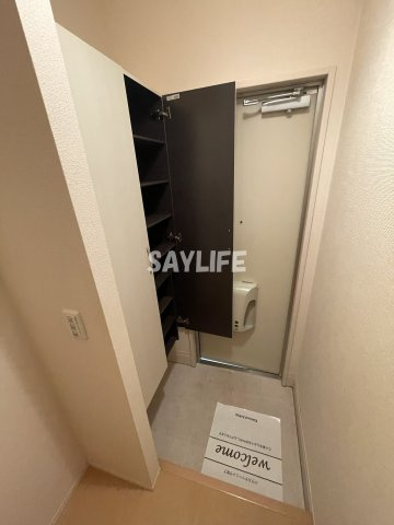 ピンブルコートの玄関