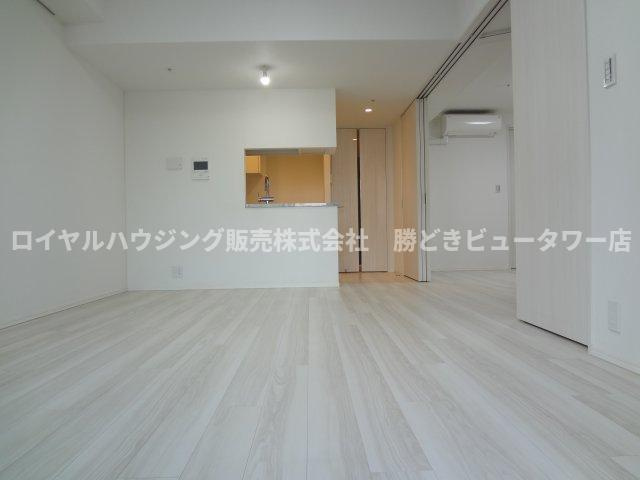 【居間・リビング】