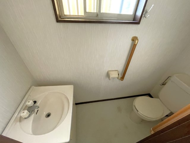 大網白里市柳橋貸戸建のトイレ