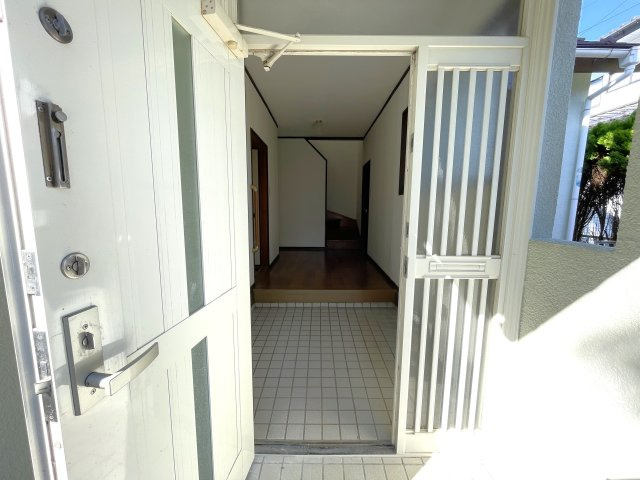 大網白里市柳橋貸戸建の玄関