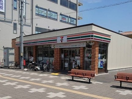 アイリスⅢの周辺|セブンイレブン東加古川駅北口店まで1100m