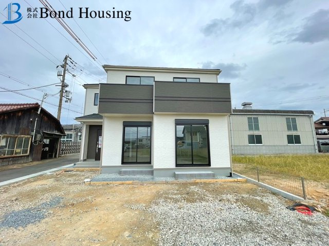住宅性能評価取得物件　大久保町八木　新築6区画　A号棟の駐車場