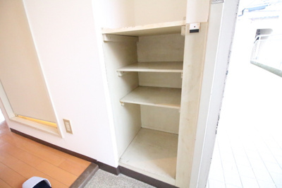【エントランス】 | パーム南福岡 | 203 シューズボックス