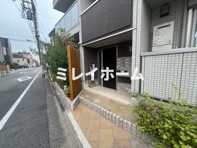 メルシー芙蓉　北糀谷のエントランス