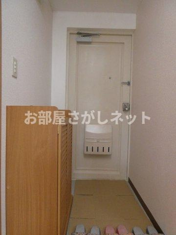 泉食品ビル【おとり物件なし】#学生・社会人にオススメ！初期費用分割払いOK！の玄関