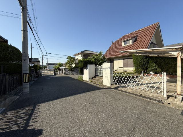 竜が台６丁目土地の前面道路含む現地写真