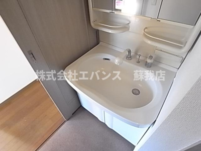 【独立洗面台】 | サンライズガーデン | 独立洗面台、朝の身支度には欠かせません