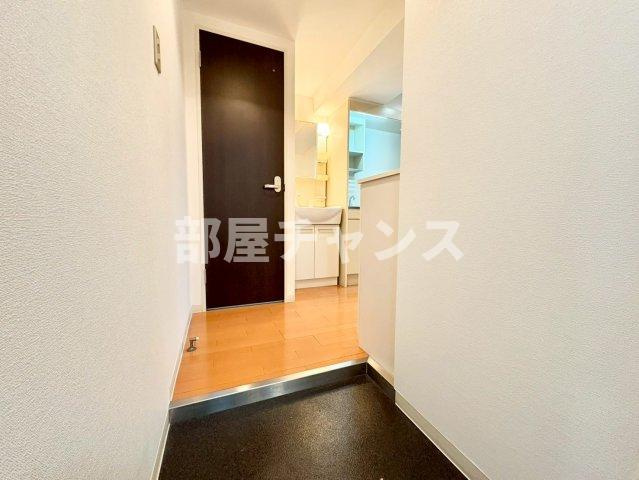 レジデンス名古屋千代田の玄関