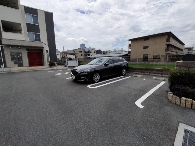 【駐車場】 | インペリアルライフ