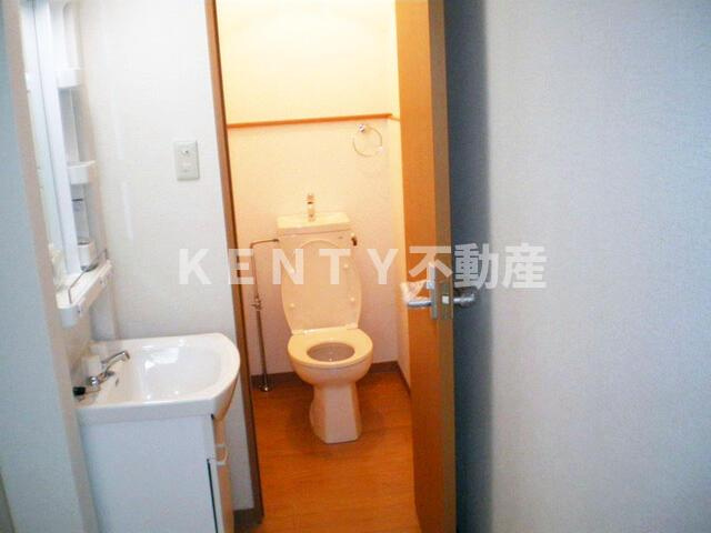 【トイレ】 | 第二平井荘 | ゆったりとした空間のトイレです