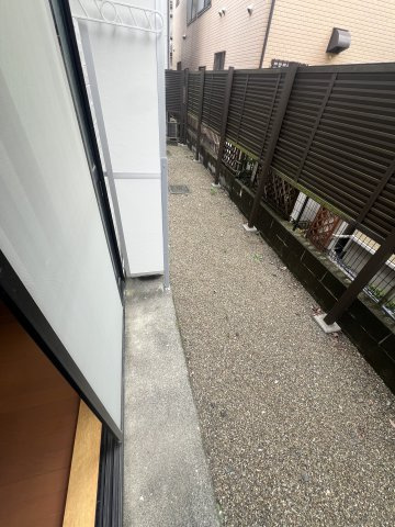 レオパレスガラクシアースのバルコニー
