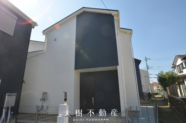 【外観】 | 座間市座間2丁目　新築戸建て　全3棟　【仲介手数料無料】 | 建物完成しました！！内見可能です♪