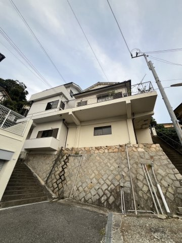 モントレー岡本の外観