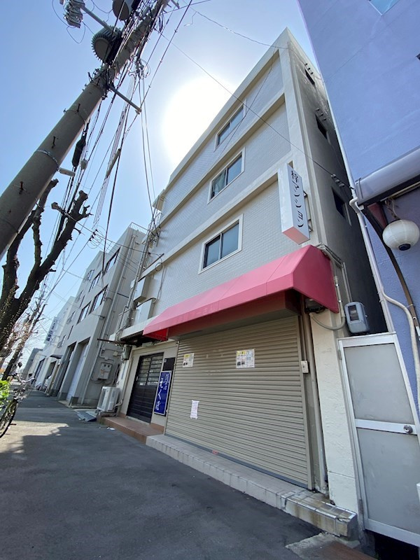 アズサマンションの外観