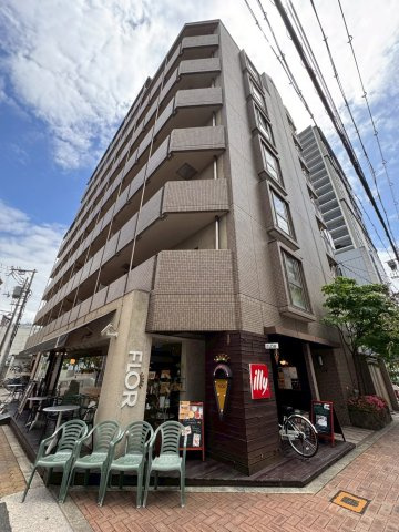 パークハイムうつぼの外観