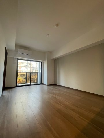 MODERN PALAZZO 箱崎graceの居間・リビング