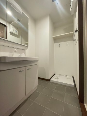 MODERN PALAZZO 箱崎graceの洗面所