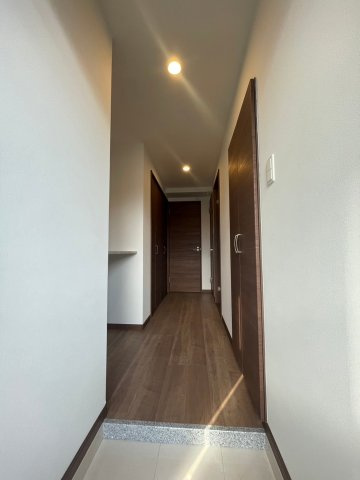 MODERN PALAZZO 箱崎graceの玄関