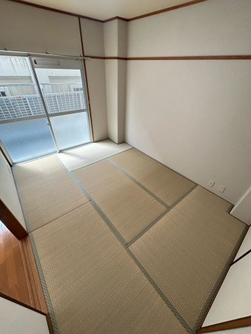 ふぁいん苦楽園の和室