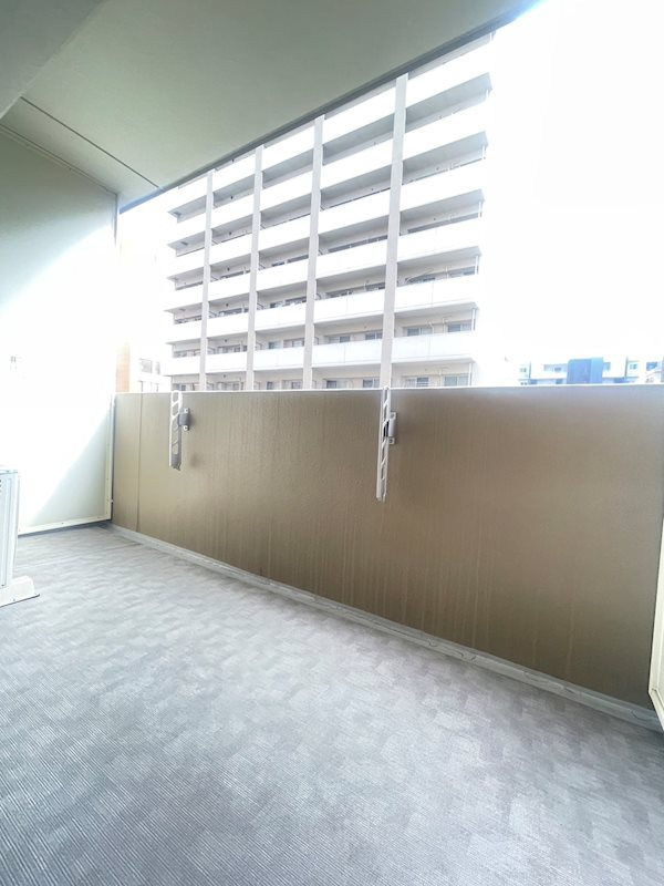 クラッシー博多のバルコニー