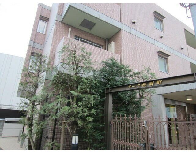 アーク桜新町のエントランス