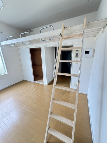 メゾン潮見台の居間・リビング