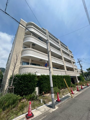 ブルーミンメドー本山