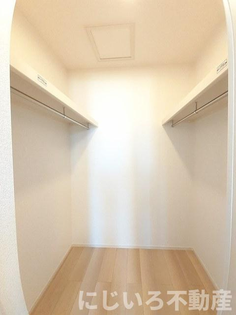 エクラデサージュ見能林Ⅰの収納