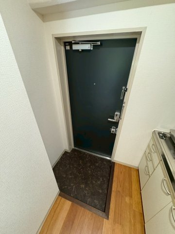 サニーパレス白川台の玄関
