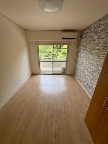 サニーパレス白川台の寝室