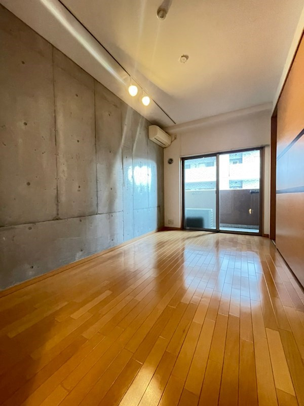 アーバングリーン神戸元町の居間・リビング