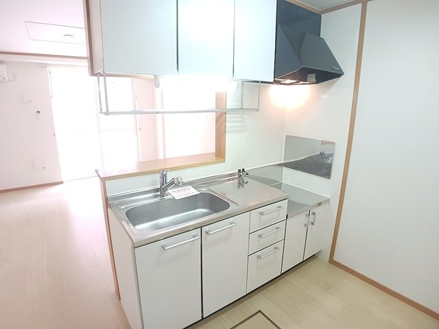 サニーセレノＤのキッチン