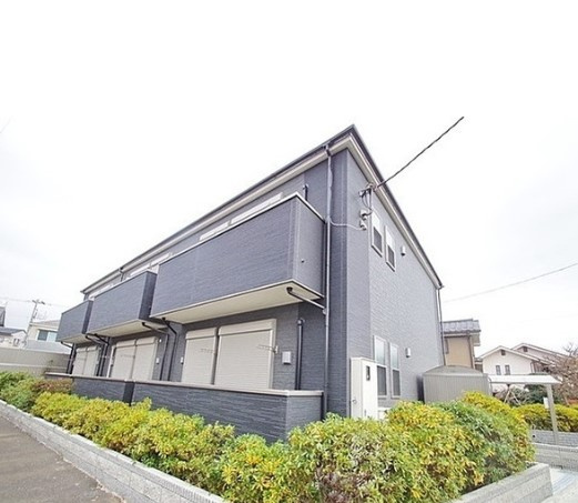 狛江市猪方２丁目のアパートの外観
