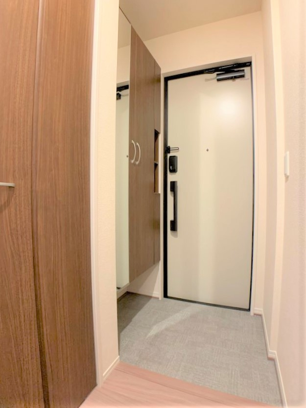 D-room住吉Aの玄関
