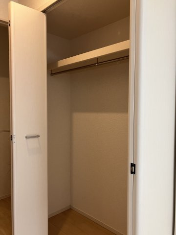 稲城市矢野口のアパートの収納