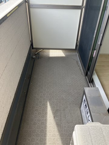 稲城市矢野口のアパートのバルコニー