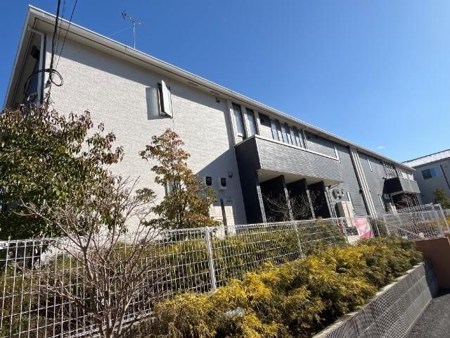 Feluca（フェルカ）のエントランス|建物の内部です