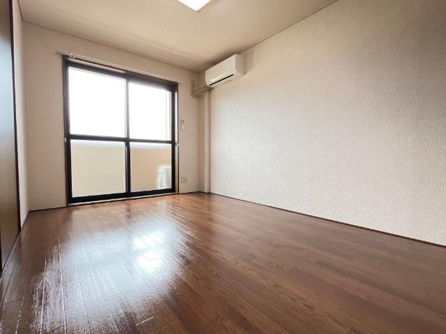 サンヒルズの内装|洋室