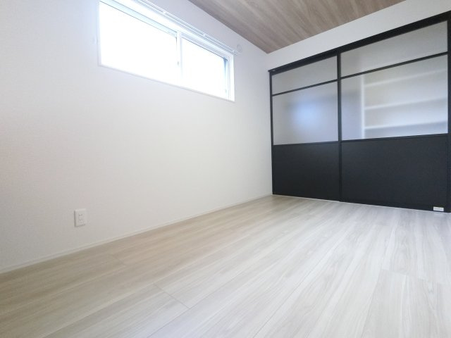 D-ROOM汐見丘αの洋室