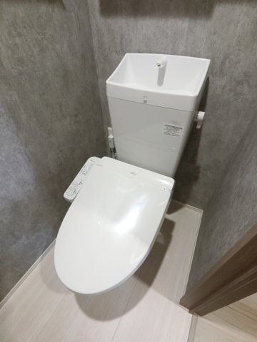 D-ROOM汐見丘αのトイレ