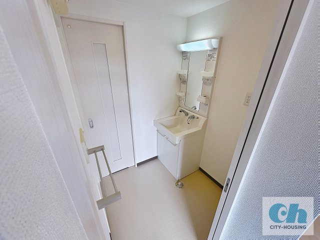 ピアラ日吉 203号室の洗面所