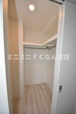 セレニテ難波グランデノールの収納