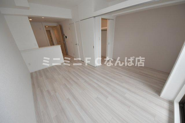 セレニテ難波グランデノール