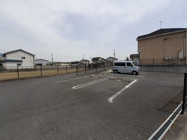 アムールⅡの駐車場