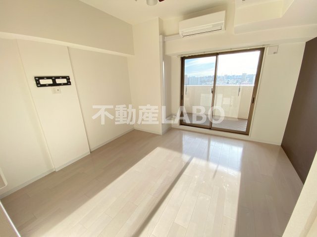 Luxe難波westの居間・リビング