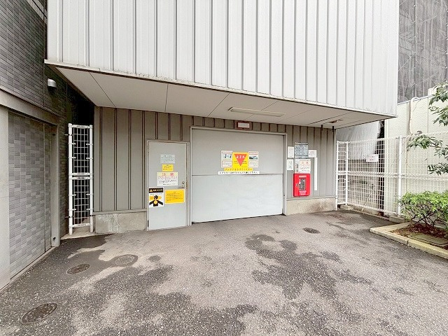 グレンパーク新大阪Ⅱの駐車場