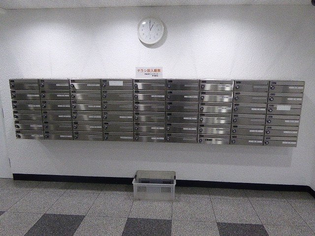 秀和狸穴レジデンスの外観|外観もきれいです