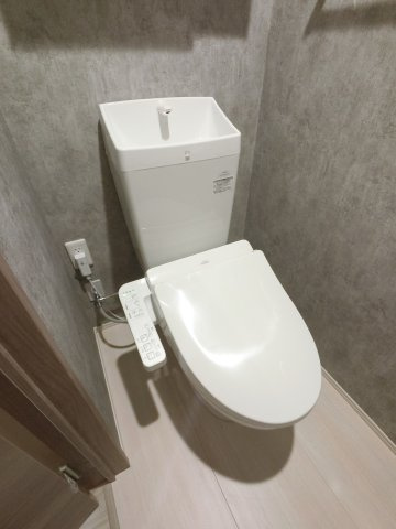 D-ROOM汐見丘αのトイレ